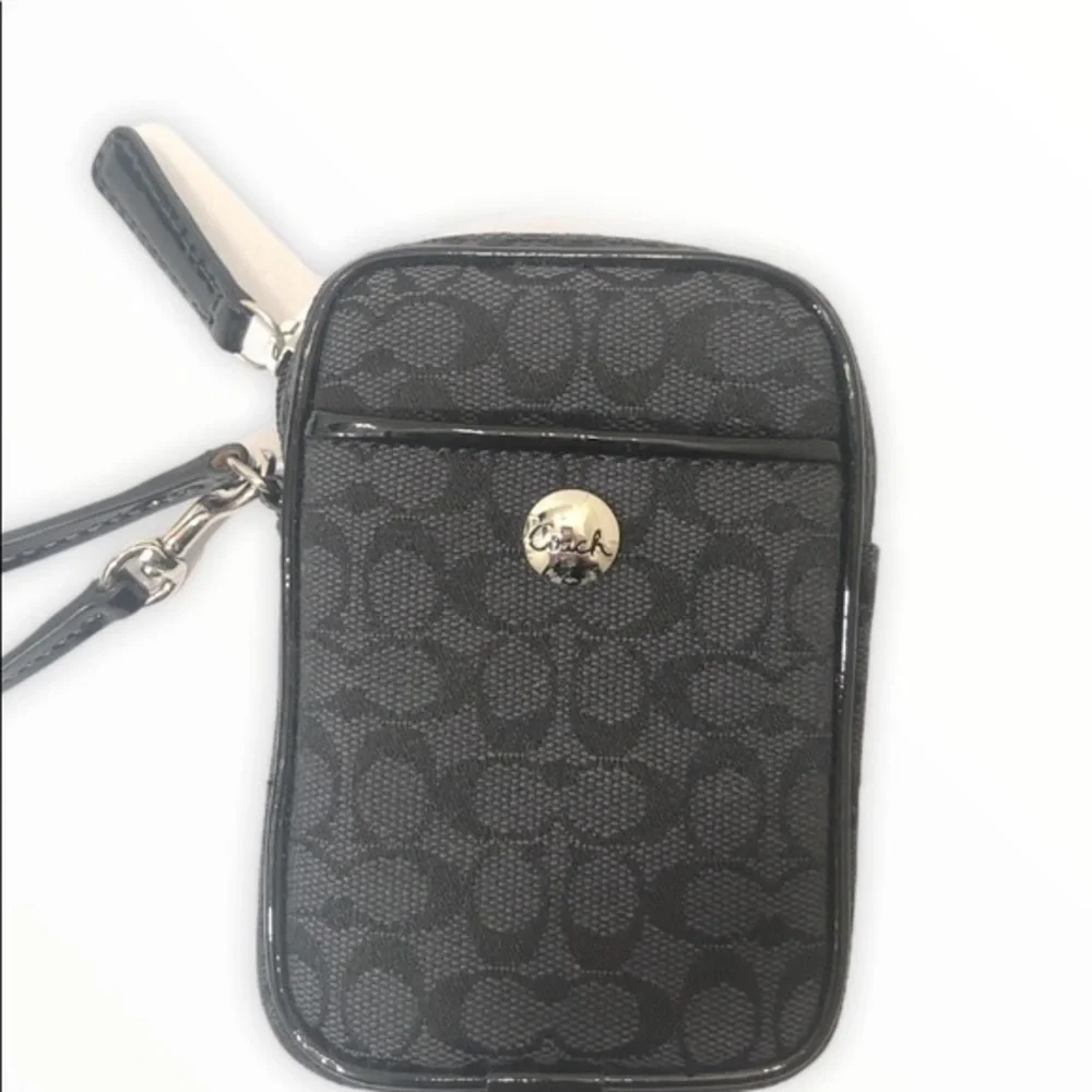 Coach vintage y2k signature mini black wristlet bag